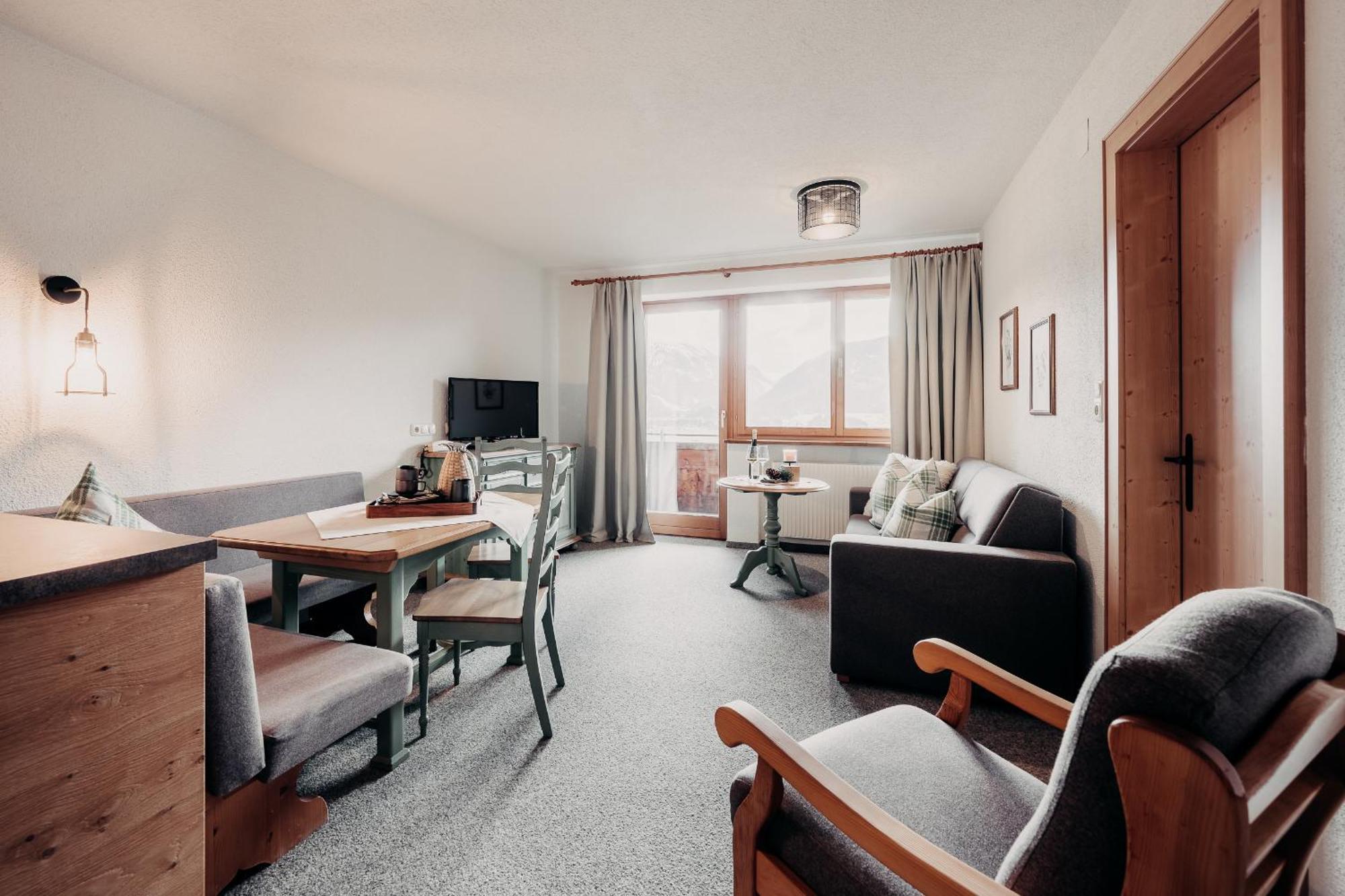 Alpenappartements Cristall Ehrwald Kültér fotó